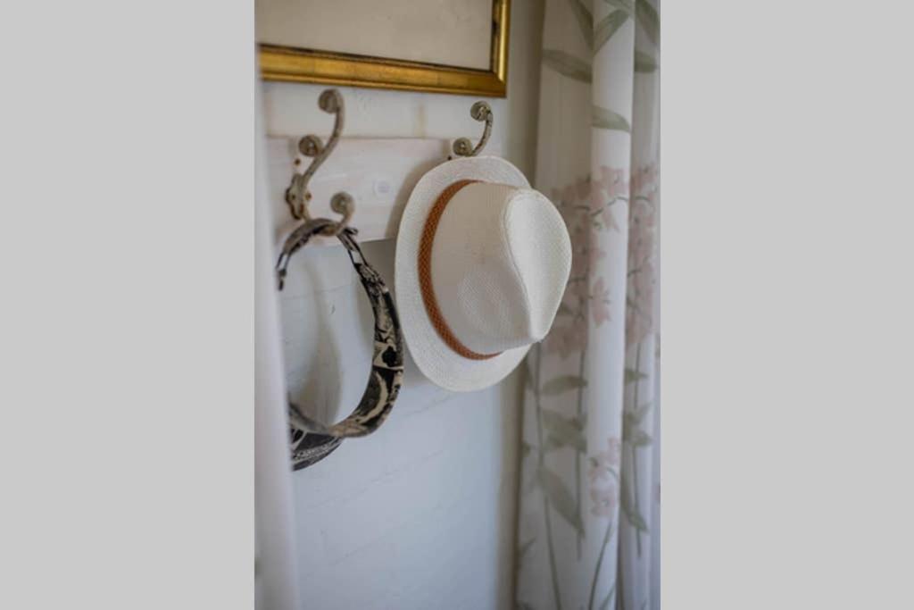The Amaryllis Luxury Apartment Bella Donna Bettyʼs Bay Exteriör bild